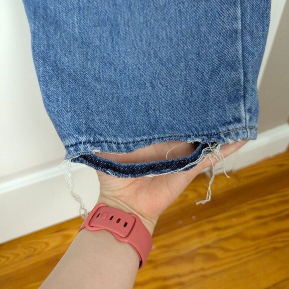 Levi's | Blue Distressed '94 Baggy Jeans Size 28 - Picture 11 of 13